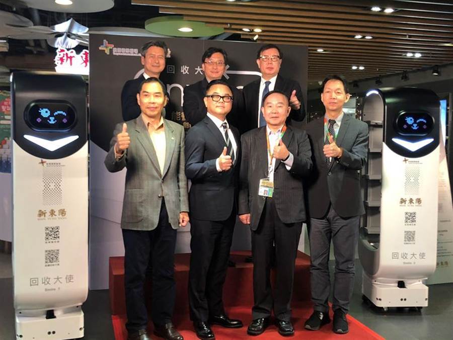 東元、新東陽(yáng)開發(fā)智能餐盤 回收機(jī)器人今上工